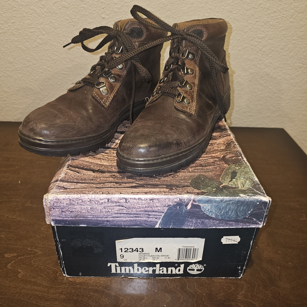 Timberland Women's Dark Brown Lace Up Boots